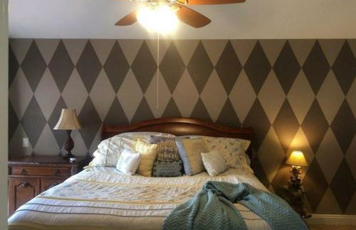 Beautiful Mountain Home - Photo 33