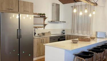 Casa rural La Alcaparra - Photo 3, stove