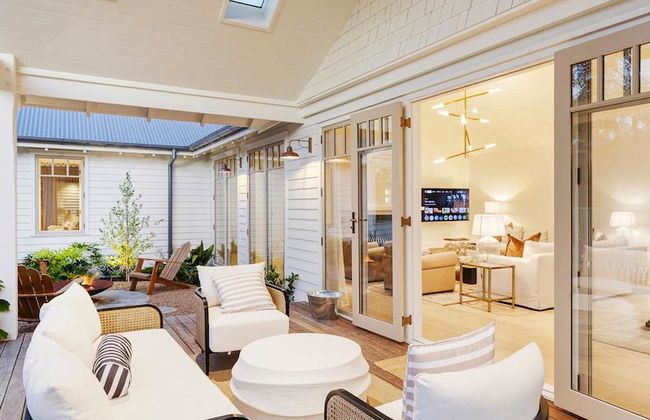 Muskoka Luxe Retreat With Pool Spa Fire Pit - Photo 23