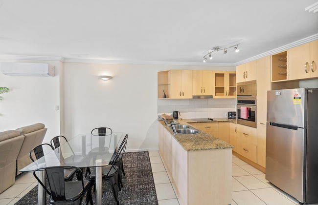 Cairns City Apartments - Photo 17