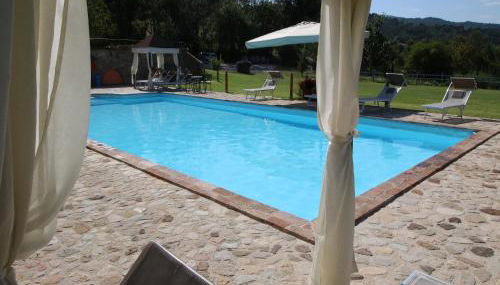 Cottage in Todi With Pool and Terrace - Photo 2