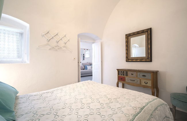 Santorini Paradise - Photo 11