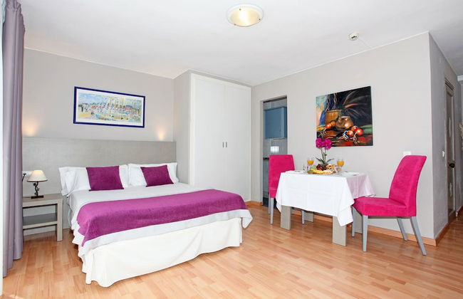 Hotel El Faro Marbella - Foto 1