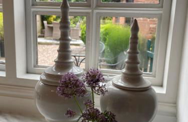 Entire Georgian luxury house - 3 Storey- High St Henley-in-Arden -Two bedrooms-Sleeps 4 people Close to Stratford upon Avon - Warwick - Solihull - NEC - Foto 13