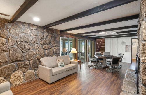 Lakefront Home Private Dock with Main Channel View - Foto 21