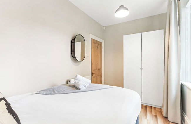 St Georges Apartment- North East Escapes - Photo 2