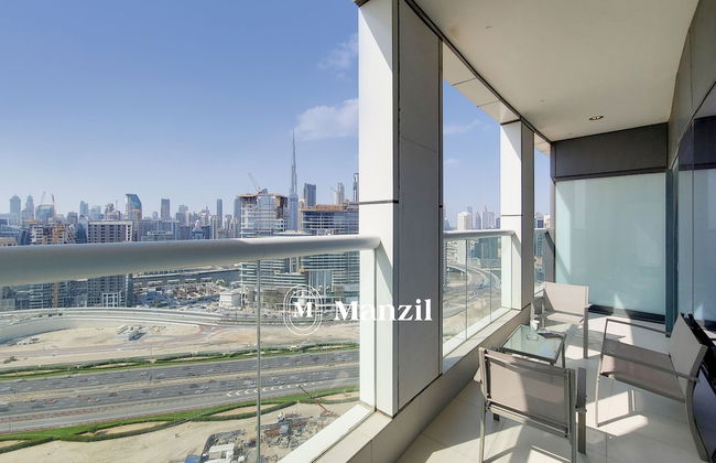 Manzil - Cozy 1BR in Paramount w Burj Khalifa View - Photo 8
