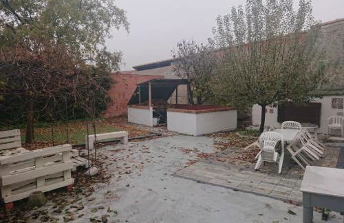 La Nava, casa de pueblo con patio y calefacción con chimenea - Foto 50