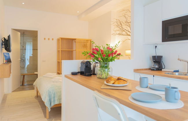 Enchanted Como Lake - Tremezzo Apartments by Rent all Como - Photo 23