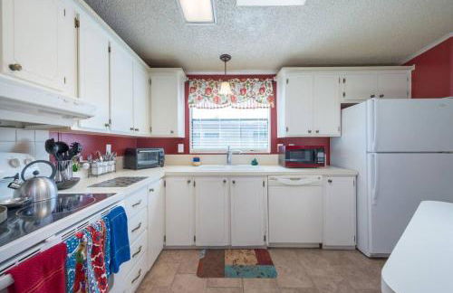 Disney Backyard Oasis - Foto 9