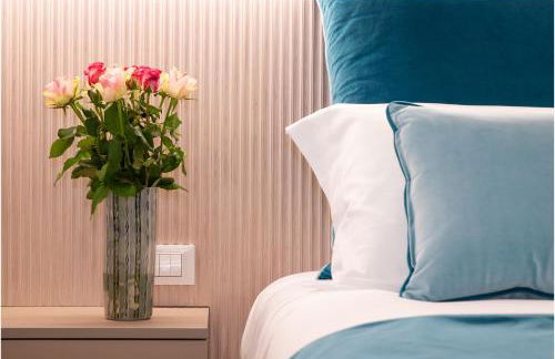 Tiffany Silver - Photo 49