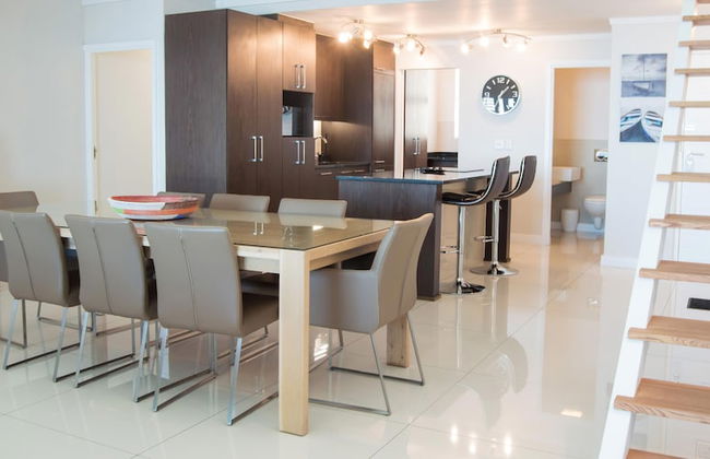 The Crystal Apartments - Photo 21