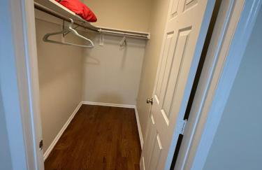 COZY 3 bedroom APT near EWR Downtown NYC - Photo 8