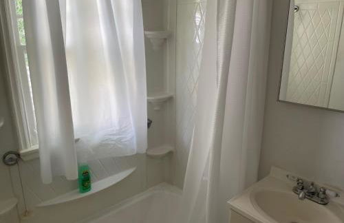 Everything you need - 1 BR 1 BA WIFI SMART TV QN Bed Coffee - Foto 7