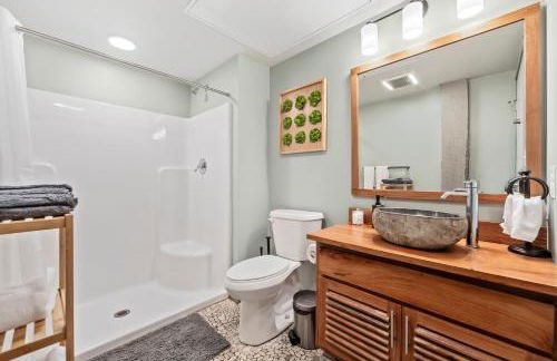 Studio at Superior l Downtown l Parking l Café - Photo 13