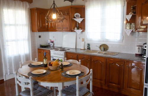 SEA & OLIVES HOUSE - Photo 17