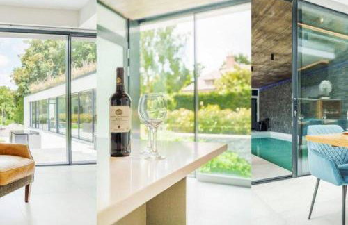 Luxury 8 bedroom home with leisure wing - Foto 7