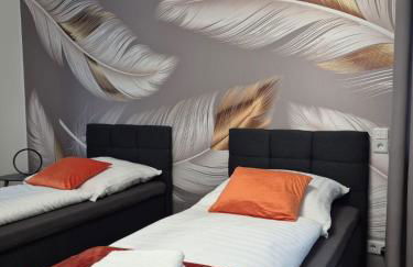 Luxsuite Still und Komfort 1 Balkon Grill TV-75 Zoll - Foto 9