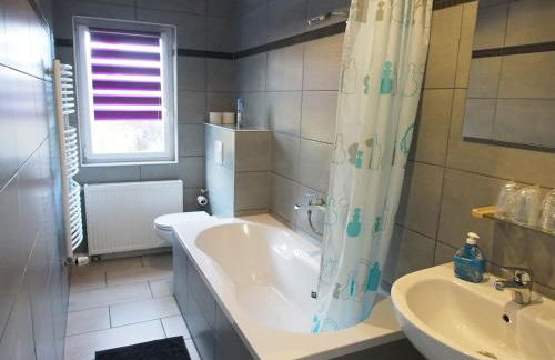 Gemeinschaftsapartment 8 - Ferienwohnung Ottendorf-Okrilla - Foto 5