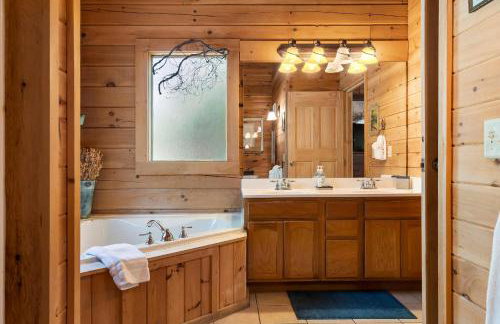 Dogwood Tree Cabin - Foto 24