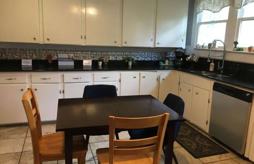 Perfectly Modern Craftsman- close to everything! - Photo 67