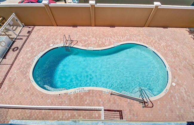 Deluxe Condo at the heart of Main Beach by RedAwning - Foto 17