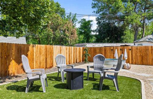 Historic Hideaway Hot Springs - Photo 38