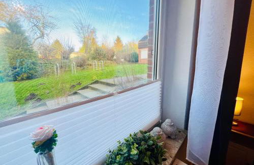 SOLund - Sonne im Herzen - ruhige und sonnige Ferienwohnung mit Terrasse und Garten nahe Strand und Ostsee - Foto 12