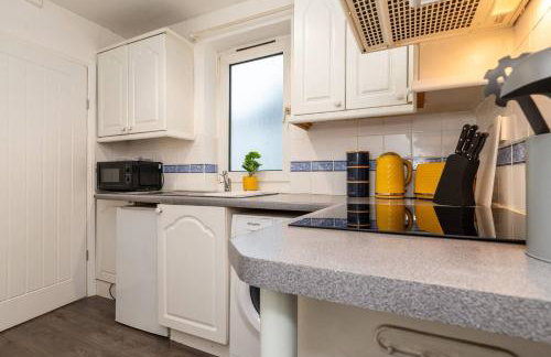 Sleek City Getaway - Walkable Free Parking - Foto 7