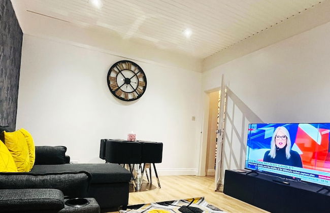 Luxury Entire Holiday Apartment - Self Checkin & Checkout - Foto 12