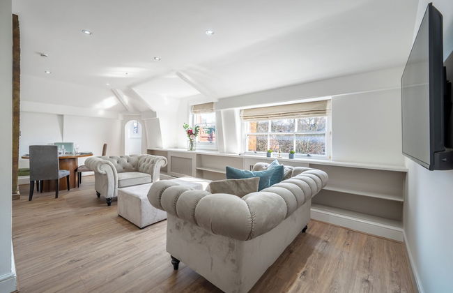 The Knightsbridge Residences - Photo 52