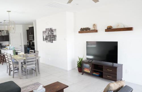 Spacious 3BR Home - Near Saguaro NP, Pool, Playground, EV Station L2, AC - Foto 11