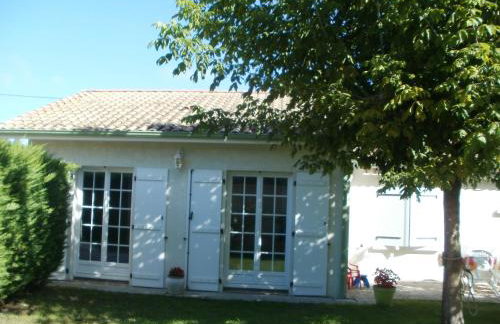 Vacances a St Germain d Esteuil 33340 - Foto 2