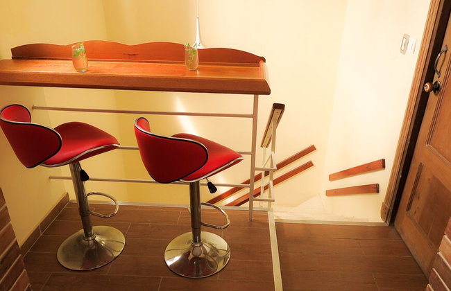 Presidents Suite, Knocking on Cuba - Photo 9