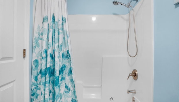 Peachtree Place II C207- Beach Getaway - Foto 5, Baño