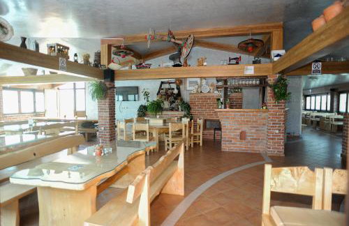 Apartments with swimming pool Caska, Pag - 3085 - Photo 13