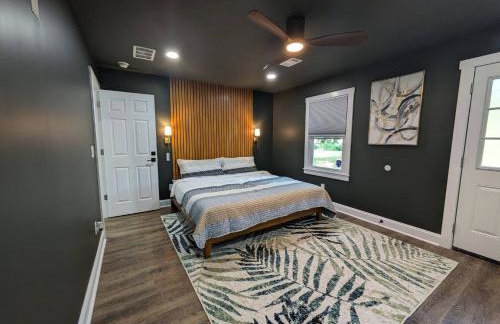 Romes Escape to Modern Luxury Hidden Gem - Photo 49