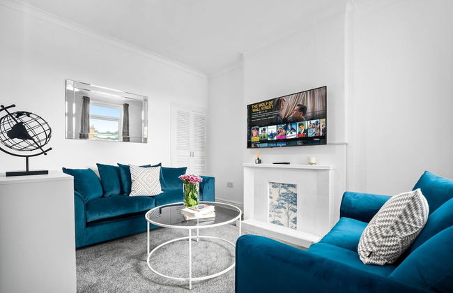 Cosy Three Bedroom Family Home With Garden - Foto 1