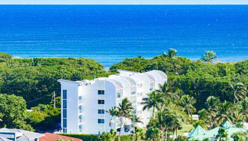 Modern Two Bedroom Suite with 2 King Beds Pool and Steps from the Beach - Foto 2