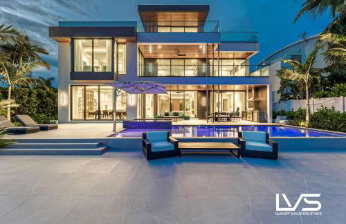 Carlotta- New Construction Luxury Waterfront Villa - Foto 6