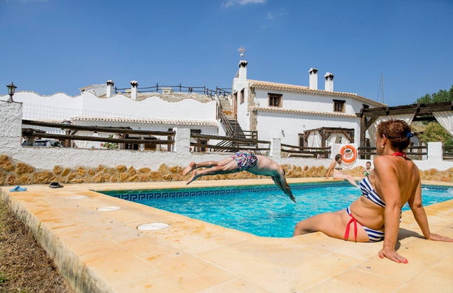 Cuevas El Moral - Foto 56