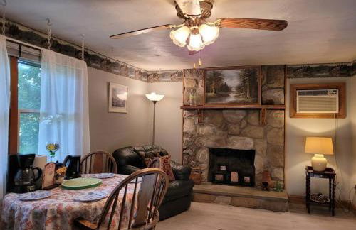 Lake Congamond Suffield House - Foto 1