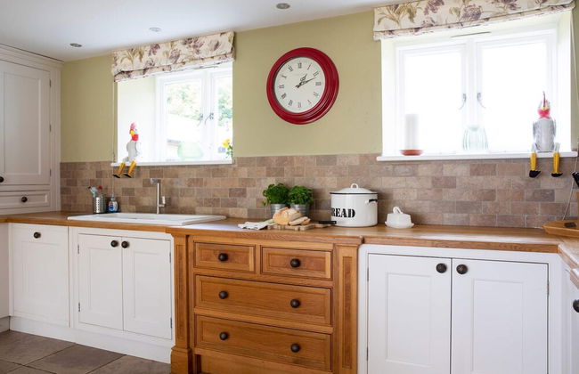 Charming Cottage for 10 in Heart of South Downs - Foto 12