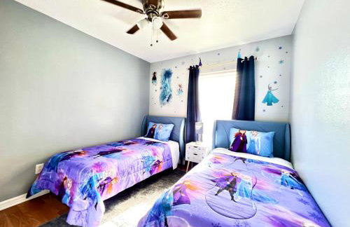 Stylish 3 bd townhouse near Disney with private pool. - Photo 27