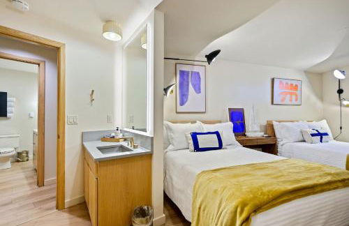 Modern Home Walk to Downtown, Hot Tub & GameRoom - Foto 37