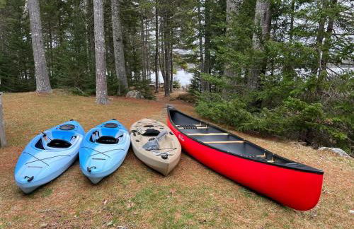 Beautiful Maine Retreat 4 Bdrm Lakeside Cottage - Foto 9