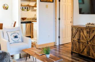 Oak Haven Condo - Downtown Blowing Rock Fully Stocked with 2 King Beds - Foto 26