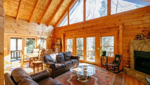 Unique Mountain Cabin Retreat with Hot Tub and View - Foto 2