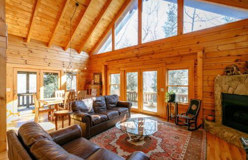 Unique Mountain Cabin Retreat with Hot Tub and View - Foto 2