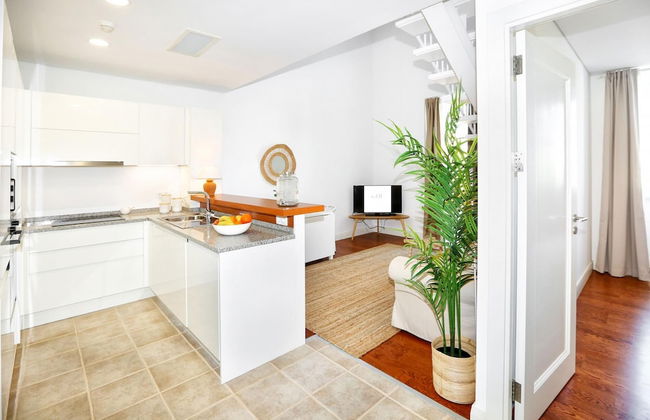 Watermelon Sugar Apartment - Photo 12